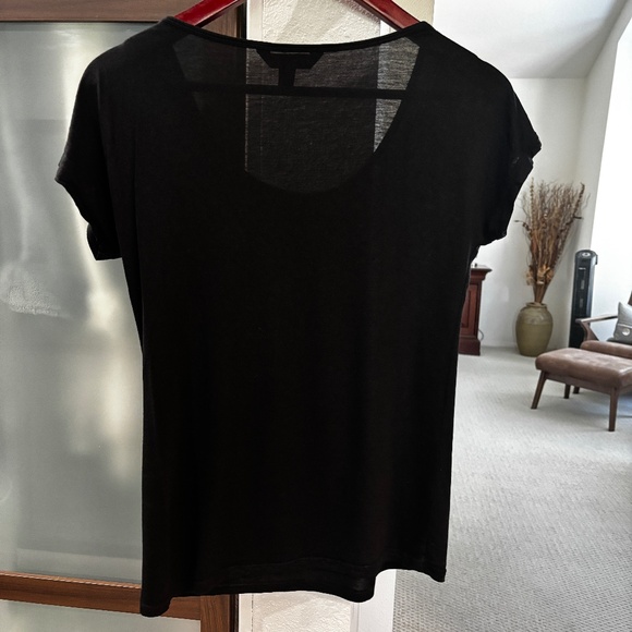 Banana Republic Drop-shoulder T-shirt w/ Chain Neck Detail - Black Size S - Picture 3 of 6